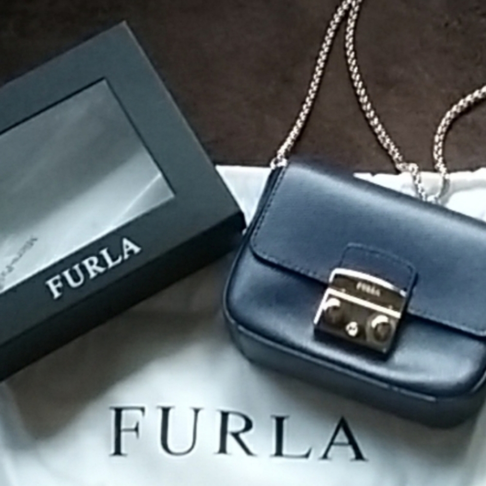 **HP** FURLA Crossbody Bag - Picture 4 of 8
